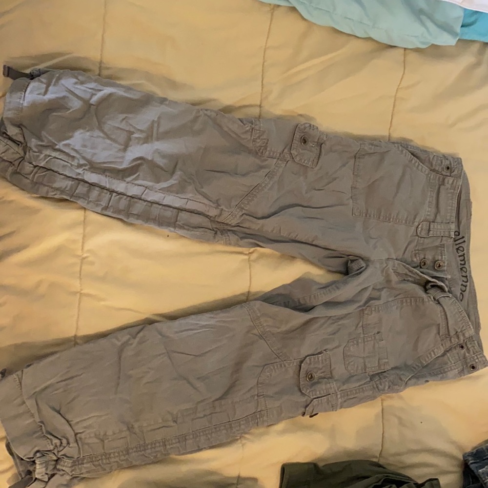Ellemenno grey capris
